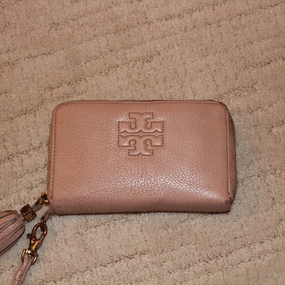 Tory Burch Handbags - Tory burch wallet/wristlet